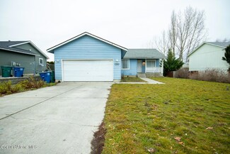 1040 N Shannon Ln, Post Falls, ID 83854