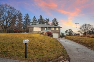 11 Porters Hollow Rd, Coraopolis, PA 15108