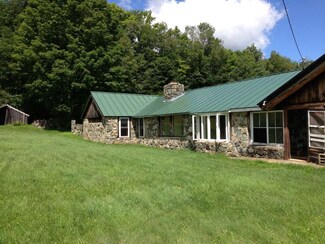 1831 Fish Pond Rd, Newbury, VT 05081
