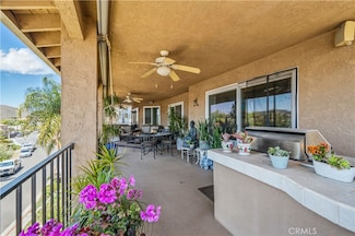 22299 San Joaquin Dr W, Canyon Lake, CA 92587