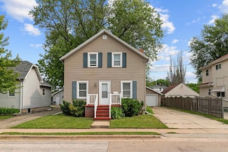 510 5th St, Menasha, WI 54952
