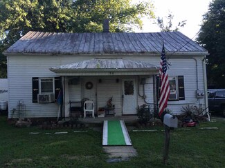 30 Short St, Elberfeld, IN 47613