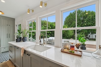 10 B Milk St Unit 1, Newburyport, MA 01950