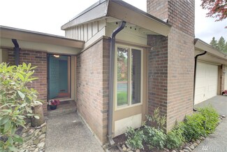 15920 NE 15th St Unit 4, Bellevue, WA 98008