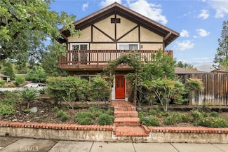 88 Auburn Ave, Sierra Madre, CA 91024