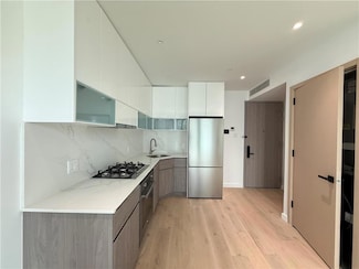 4262 Hunter St Unit 7C, Long Island City, NY 11101