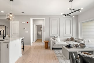 320 Martins Landing Unit 410, North Reading, MA 01864