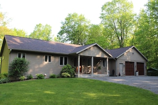 210560 Maryel Dr, Stratford, WI 54484