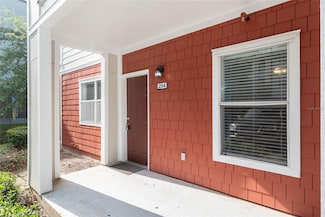 2360 SW Archer Rd Unit 204, Gainesville, FL 32608