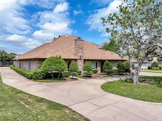 5606 Ridgerock Rd, Fort Worth, TX 76132