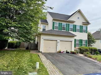 9218 Greenshire Dr, Manassas Park, VA 20111