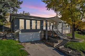 9977 Lannae Dr, Sandy, UT 84094