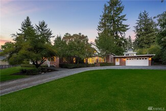 2108 92nd Ave NE, Clyde Hill, WA 98004