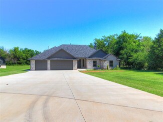 9100 Oak Tree Cir, Edmond, OK 73025