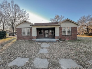 227 Harris St E, Wynne, AR 72396