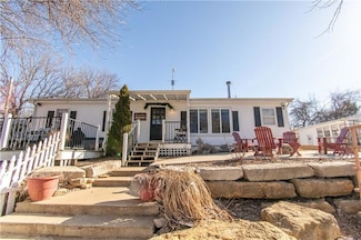 1892 E 600th Rd, Lecompton, KS 66050