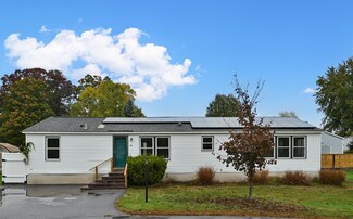 19 Aberdeen Dr, Stratham, NH 03885