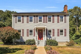 4 Lori Ln, Chelmsford, MA 01824