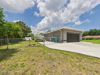 802 Clearmont St, Sebastian, FL 32958