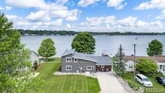 541 Eagle Point Rd, Lake Odessa, MI 48849