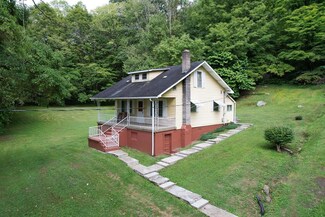 65 Utopia Ln, Jenkins, KY 41537