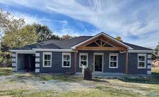 3113 Sandlin Rd SW, Decatur, AL 35603