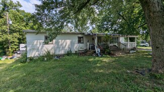 112 Wolfe Craft Dr SW, Etna, OH 43068