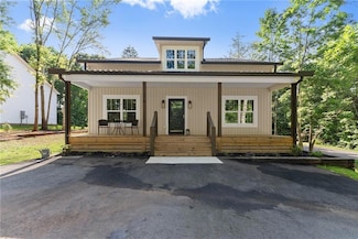270 Townview Dr, Cleveland, GA 30528