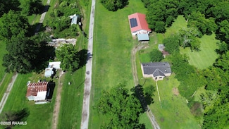8905 Lake Peigneur Rd, New Iberia, LA 70560