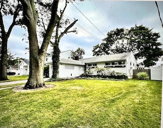 208 Broadway, Massapequa Park, NY 11762