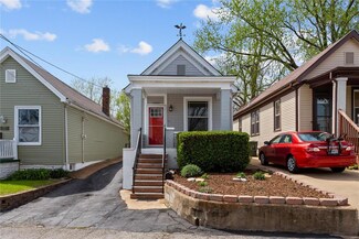 1317 Hughes Place, Saint Louis, MO 63110