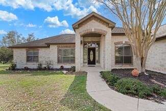 1047 Stirrup Dr, Spring Branch, TX 78070