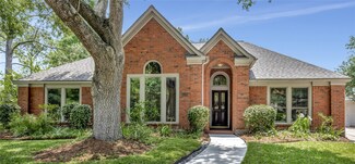 16503 Scenic Peaks Ct, Houston, TX 77059