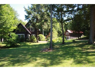 43 Woods Rd, Holderness, NH 03245
