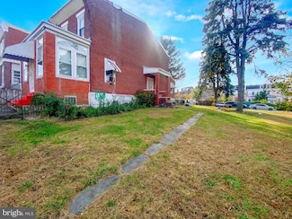 216-20 E Somerville Ave, Philadelphia, PA 19120