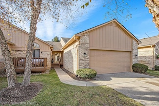 21971 Lancrest Ct Unit 293, Farmington Hills, MI 48335