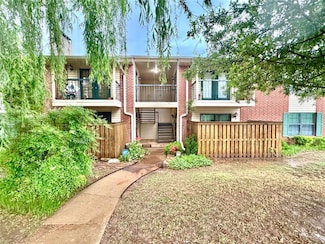 4400 Hemingway Dr Unit 202, Oklahoma City, OK 73118