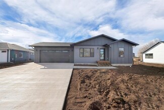 3859 E Beartooth Loop, Spearfish, SD 57783