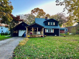 13907 Butternut St, Cedar Lake, IN 46303
