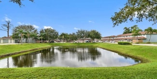 910 Cypress Way E, Palm Springs, FL 33406