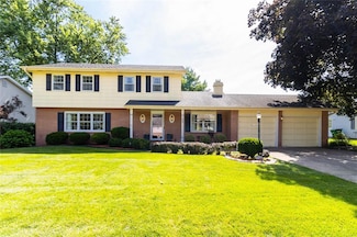 1809 79th St, Windsor Heights, IA 50324