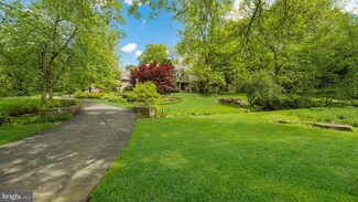 46 Valley Rd, New Hope, PA 18938