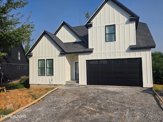 5034 Grove Park Ct NE, Cleveland, TN 37312