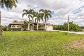 510 Carrillon Ave S, Lehigh Acres, FL 33974