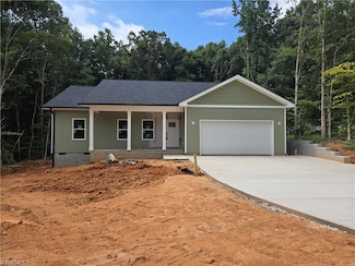 448 Jada Dr, Lexington, NC 27295