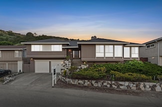 942 Viewridge Dr, San Mateo, CA 94403