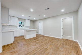 609 W Owing St, Denison, TX 75020