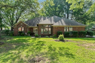 630 Bonnie Ln, Conway, AR 72034