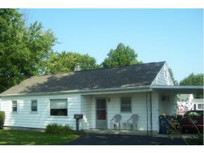 502 W Park Ave, Bourbon, IN 46504