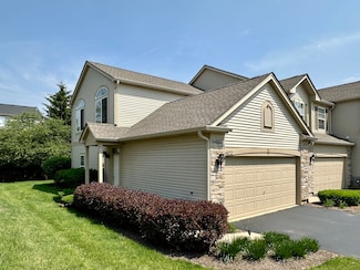 1672 Fredericksburg Ln Unit 1, Aurora, IL 60503